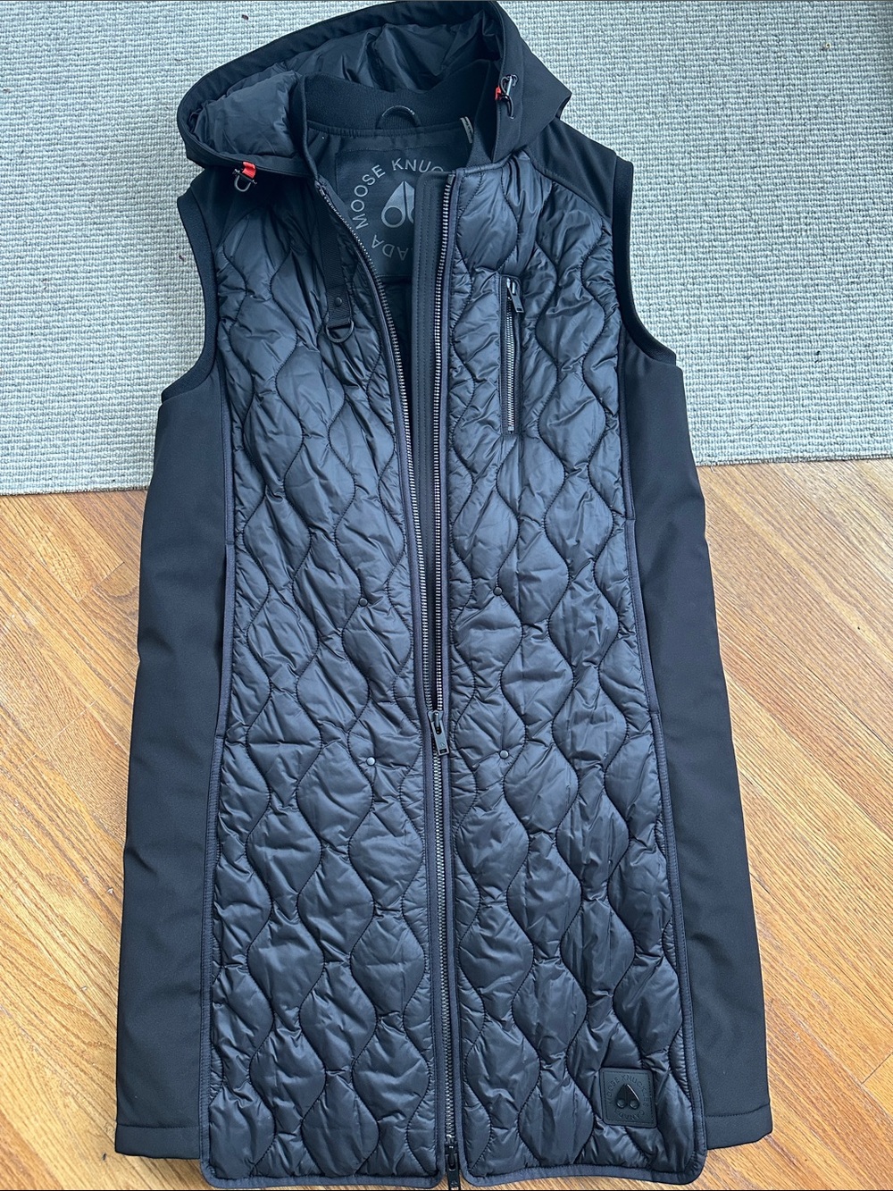 Moose Knuckles Canada Quilted Hooded Long Vest Jacket - Black